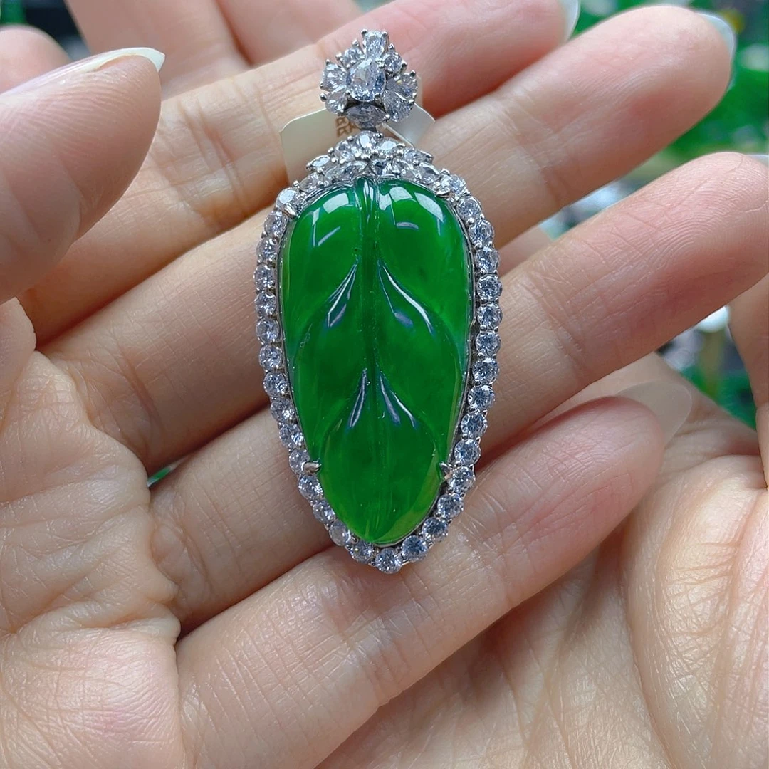 翡翠吊坠(不含链)银S925镶嵌天然A货翡翠大叶子吊坠辣