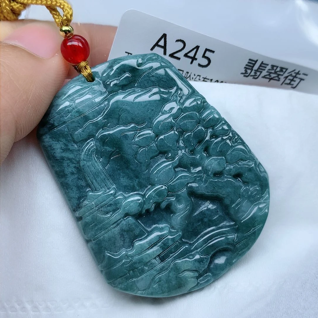 翡翠颈饰未镶嵌牌子