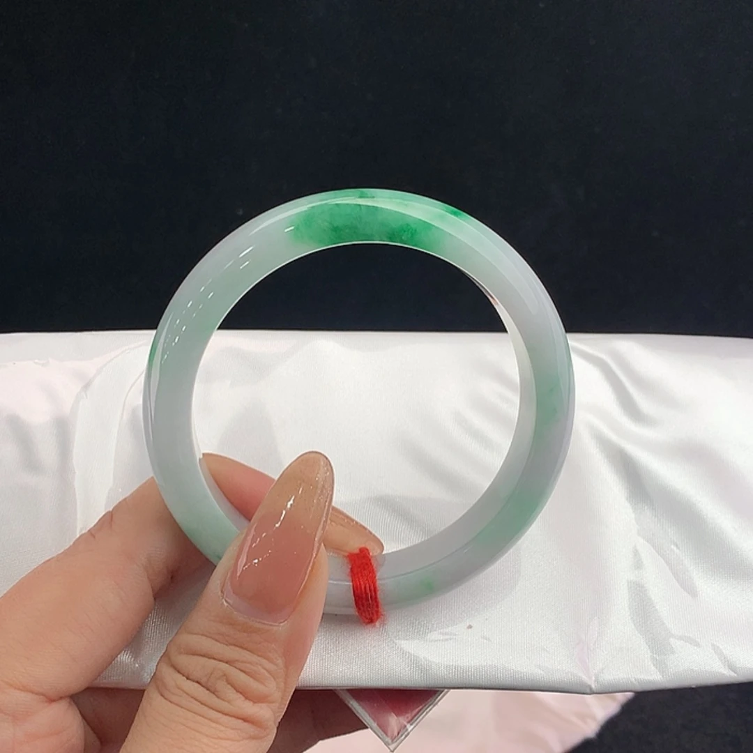 【闪购商品】未镶嵌手镯翡翠正56