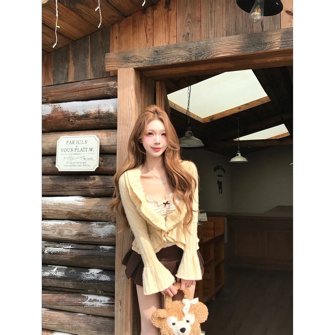 Mejiu蜜九【柠香漫溢】显瘦纯欲修身法式设计感小众上衣套装