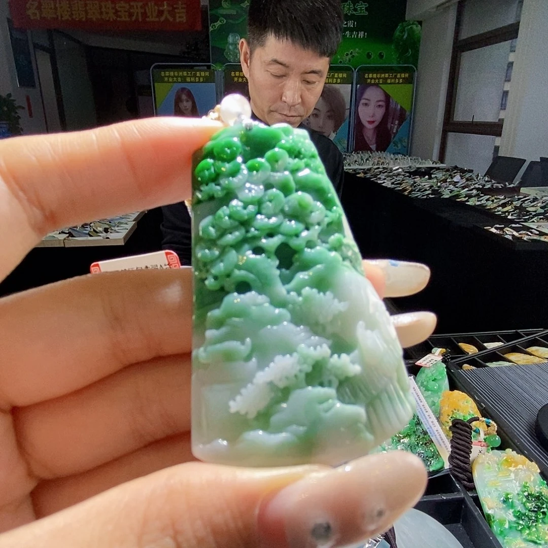 颈饰未镶嵌翡翠翡翠