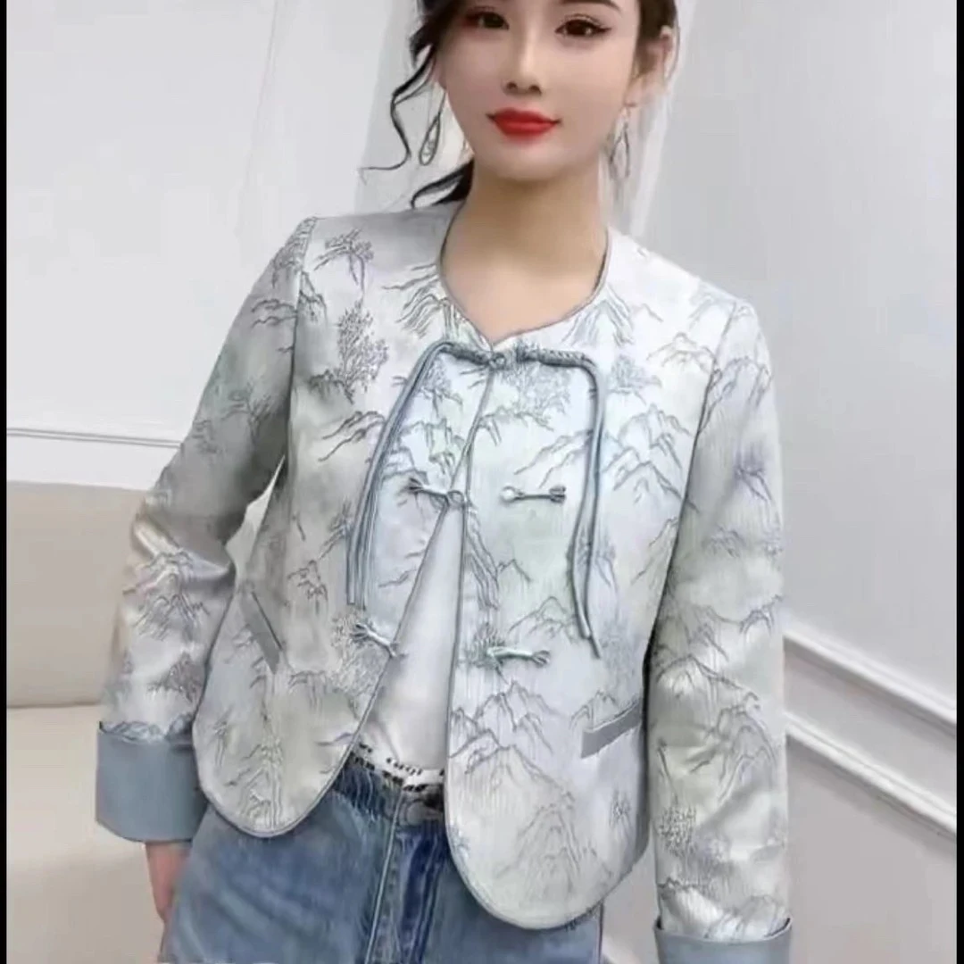 短外套秋季短款时尚网红气质透气女装上衣印花女防晒衣开衫