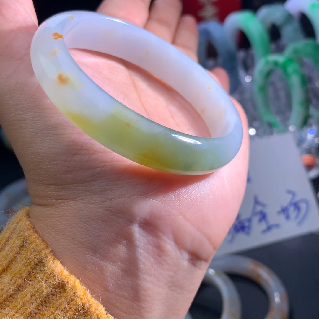 定制翡翠手镯未镶嵌