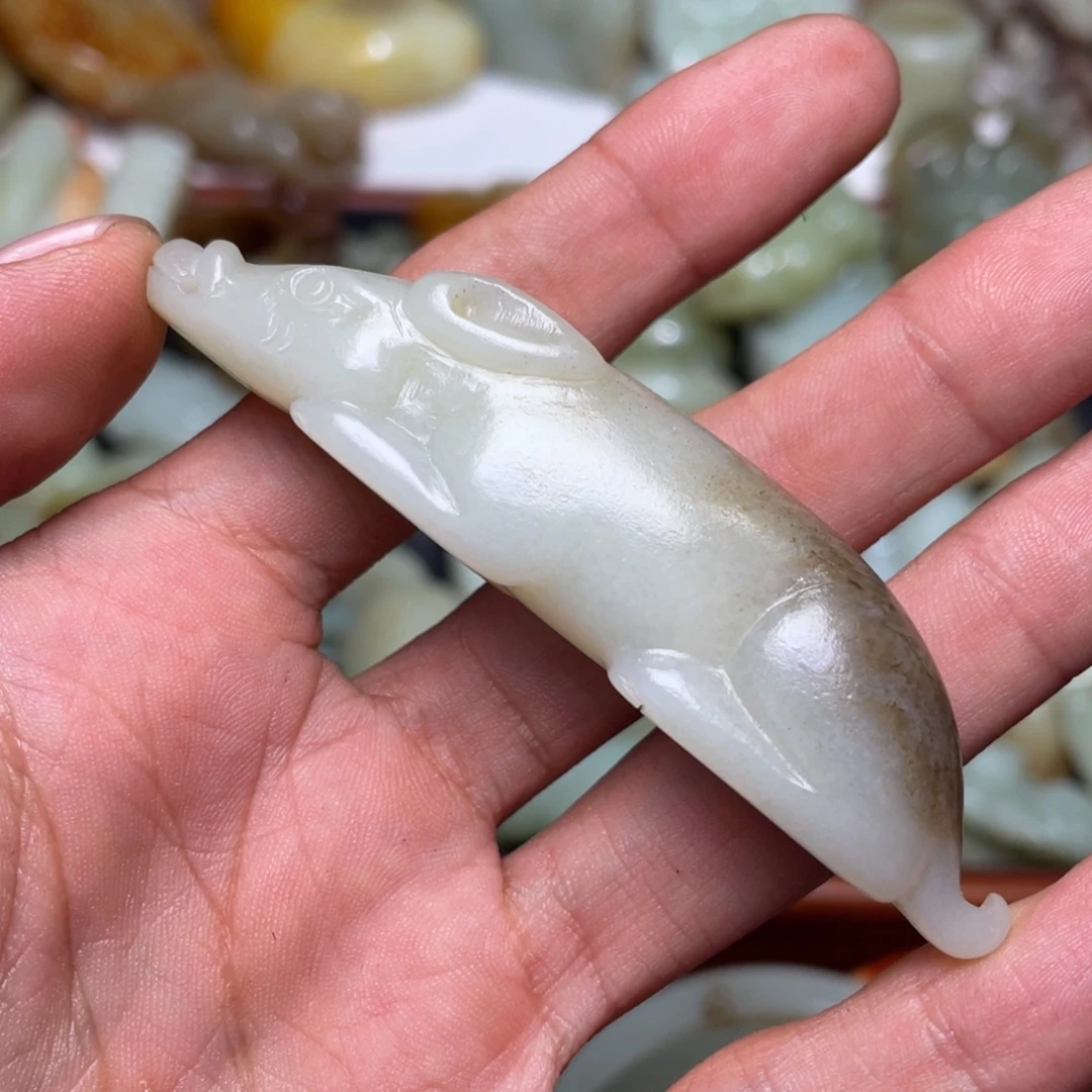 张***民未镶嵌和田玉挂件