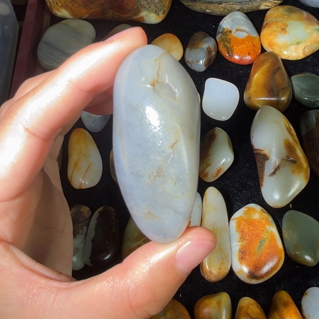 和田玉（糖玉）未镶嵌挂件72g