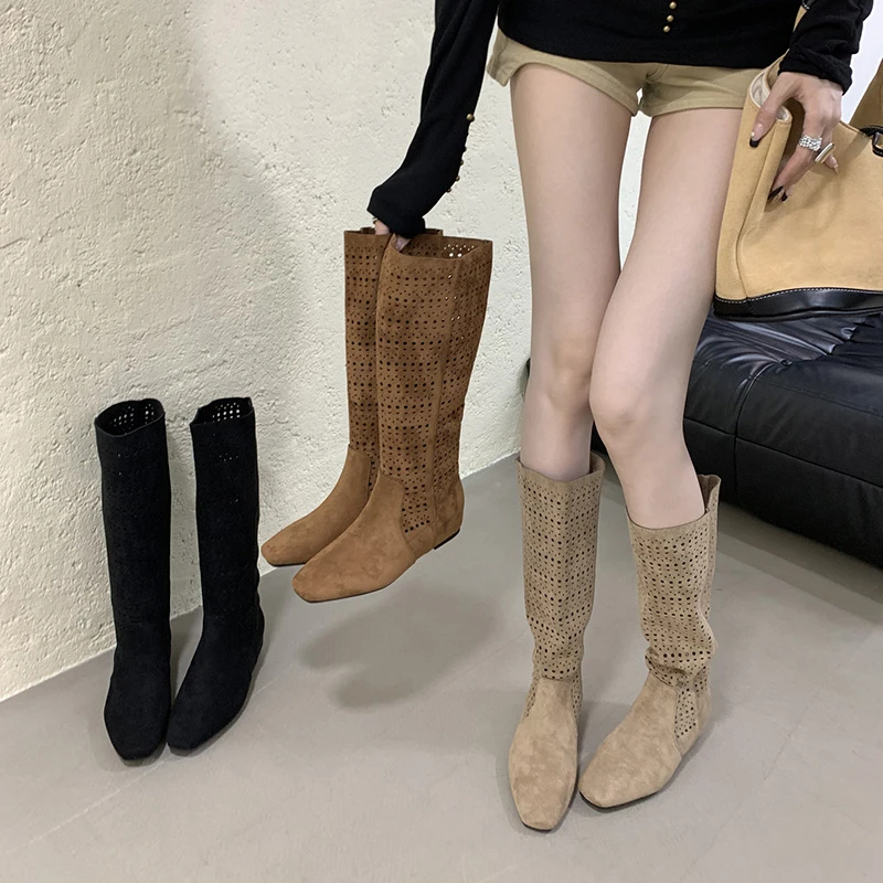 美拉德复古镂空时装靴女2025新款轻便百搭显瘦长筒靴增高牛仔靴