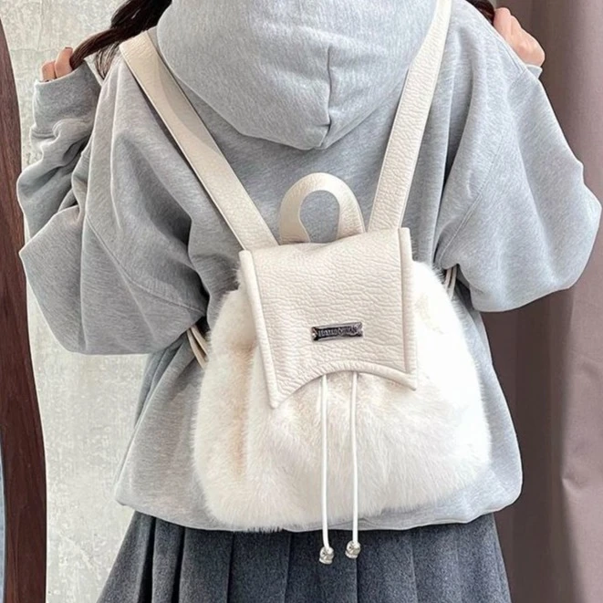 小众秋冬包包女2025新款高级感毛绒绒双肩包甜美可爱少女手提包包
