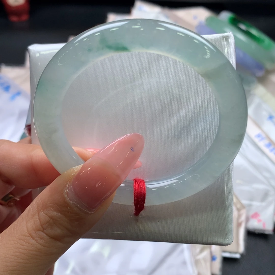 翡翠未镶嵌手镯50.5圆条