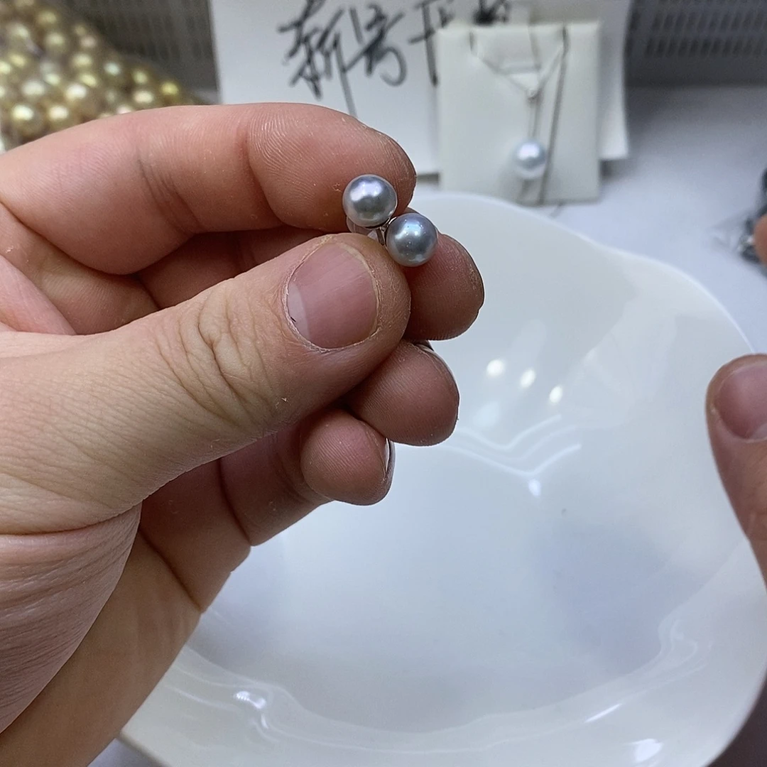 银S925镶嵌海水珍珠耳饰