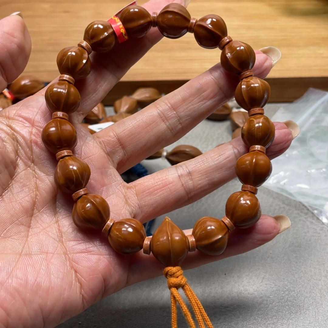 吊坠橄榄核鲨鱼背素串