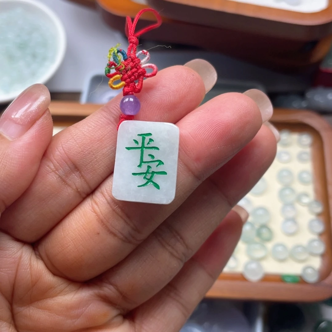 翡翠未镶嵌颈饰567895778