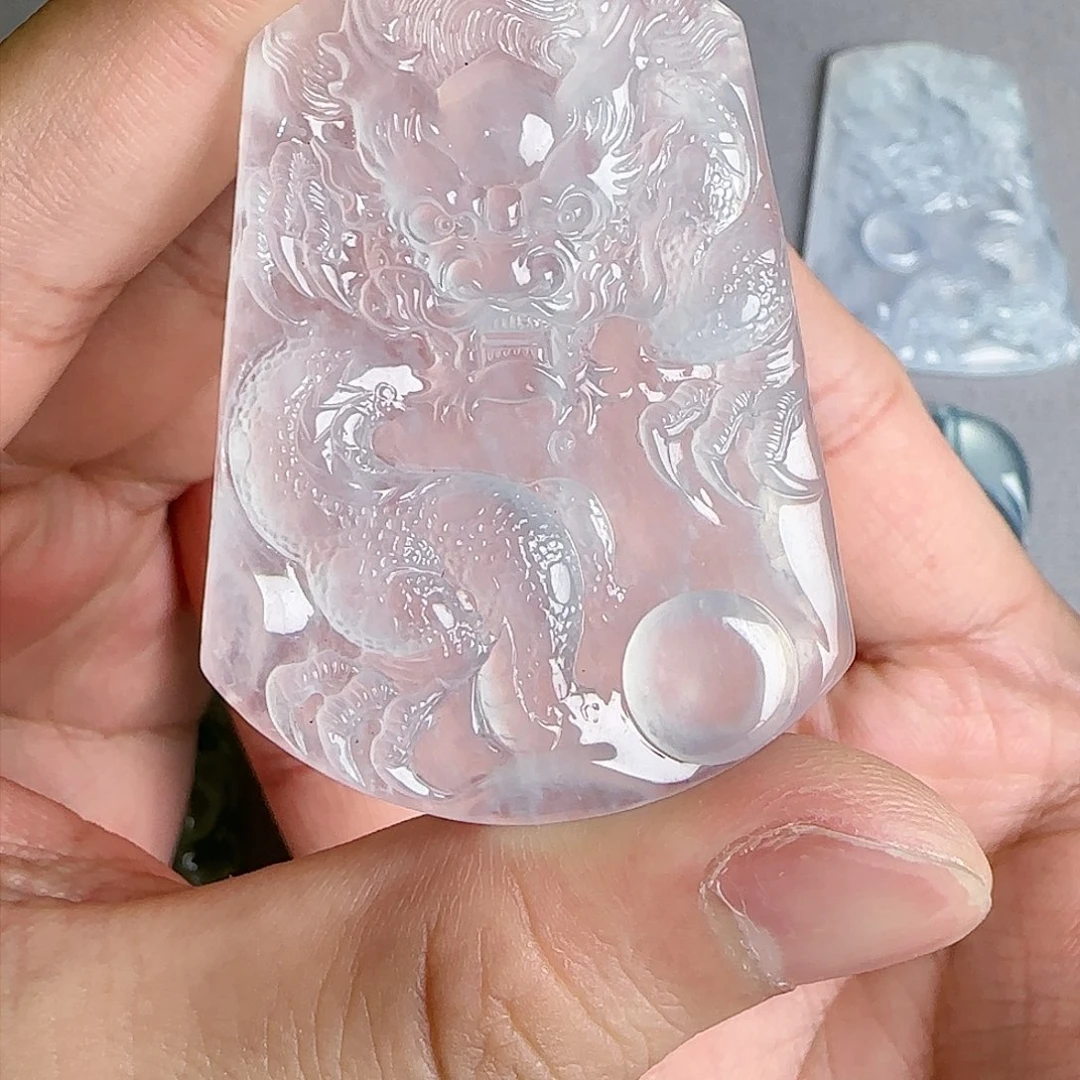 【闪购商品】翡翠未镶嵌吊坠(不含链)你****的