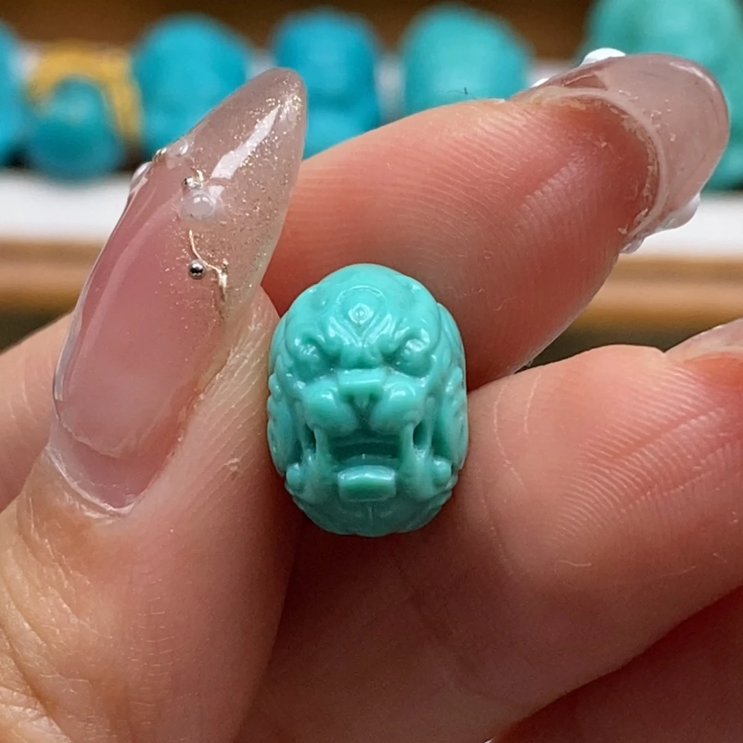 绿松石颈饰未镶嵌