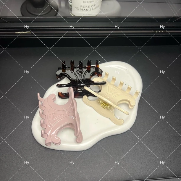 Hy 顶版凯旋门醋酸抓夹