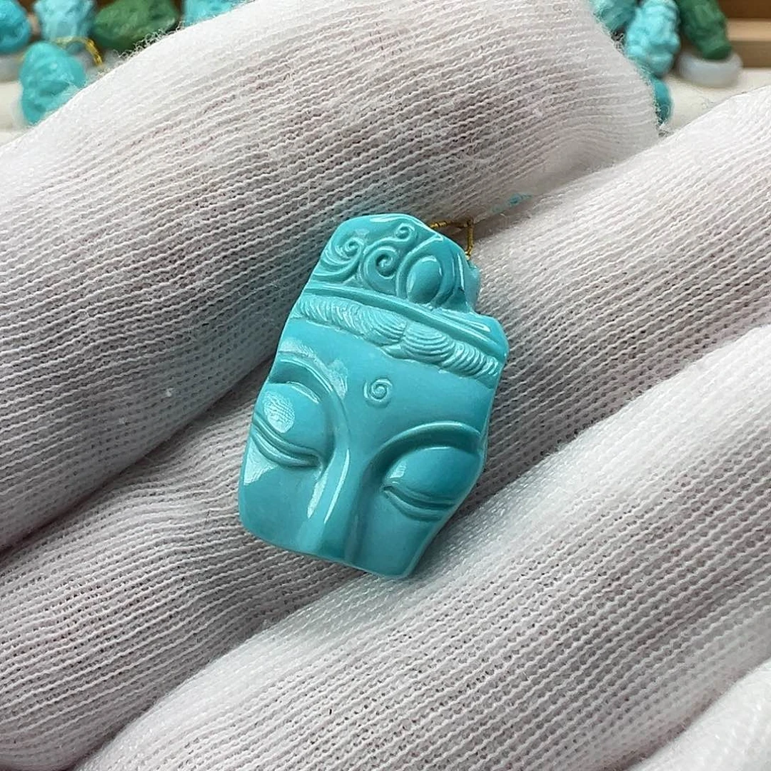 绿松石配饰未镶嵌