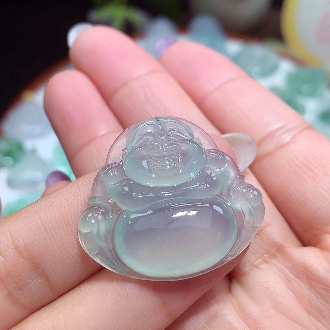 翡翠未镶嵌颈饰佛公