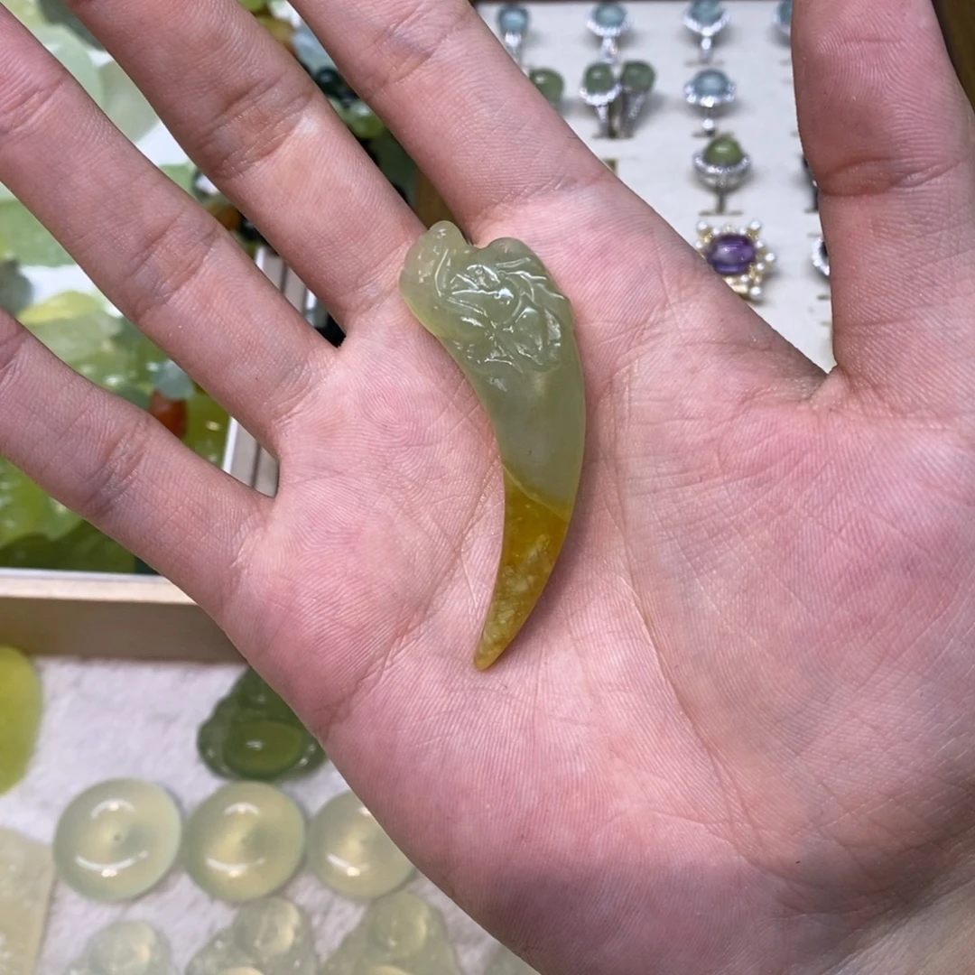 岫玉未镶嵌吊坠(不含链)两单包邮