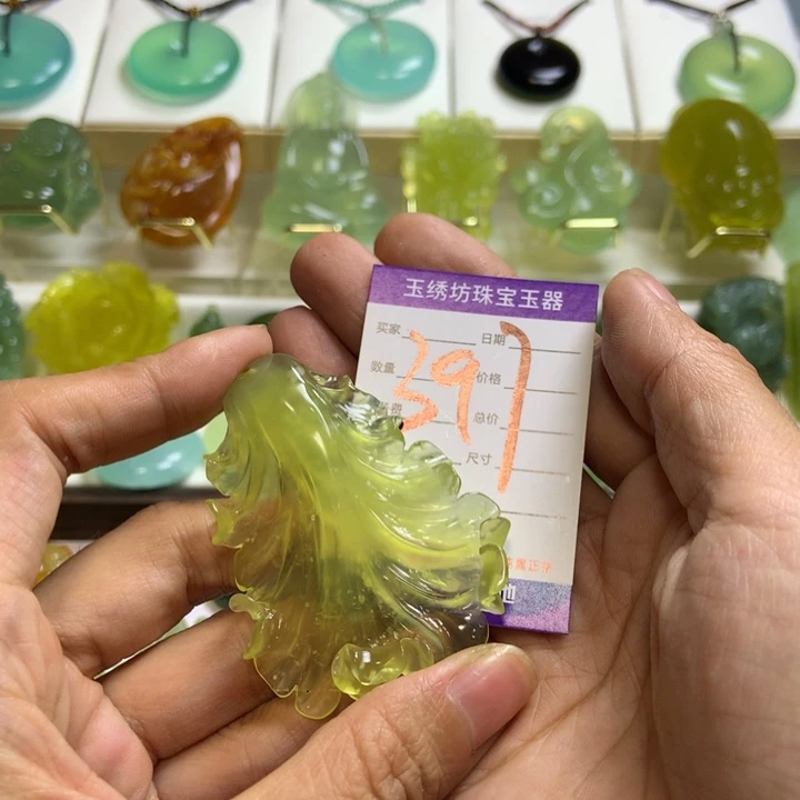 【闪购商品】蛇纹石玉未镶嵌颈饰?****?