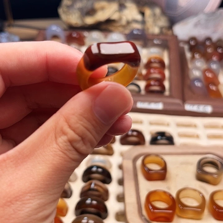 玛瑙/玉髓合金戒指1港16