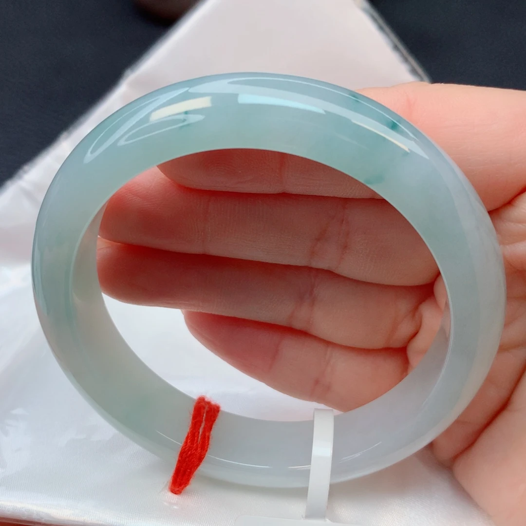 翡翠未镶嵌手镯54-55冰胶蓝底飘花