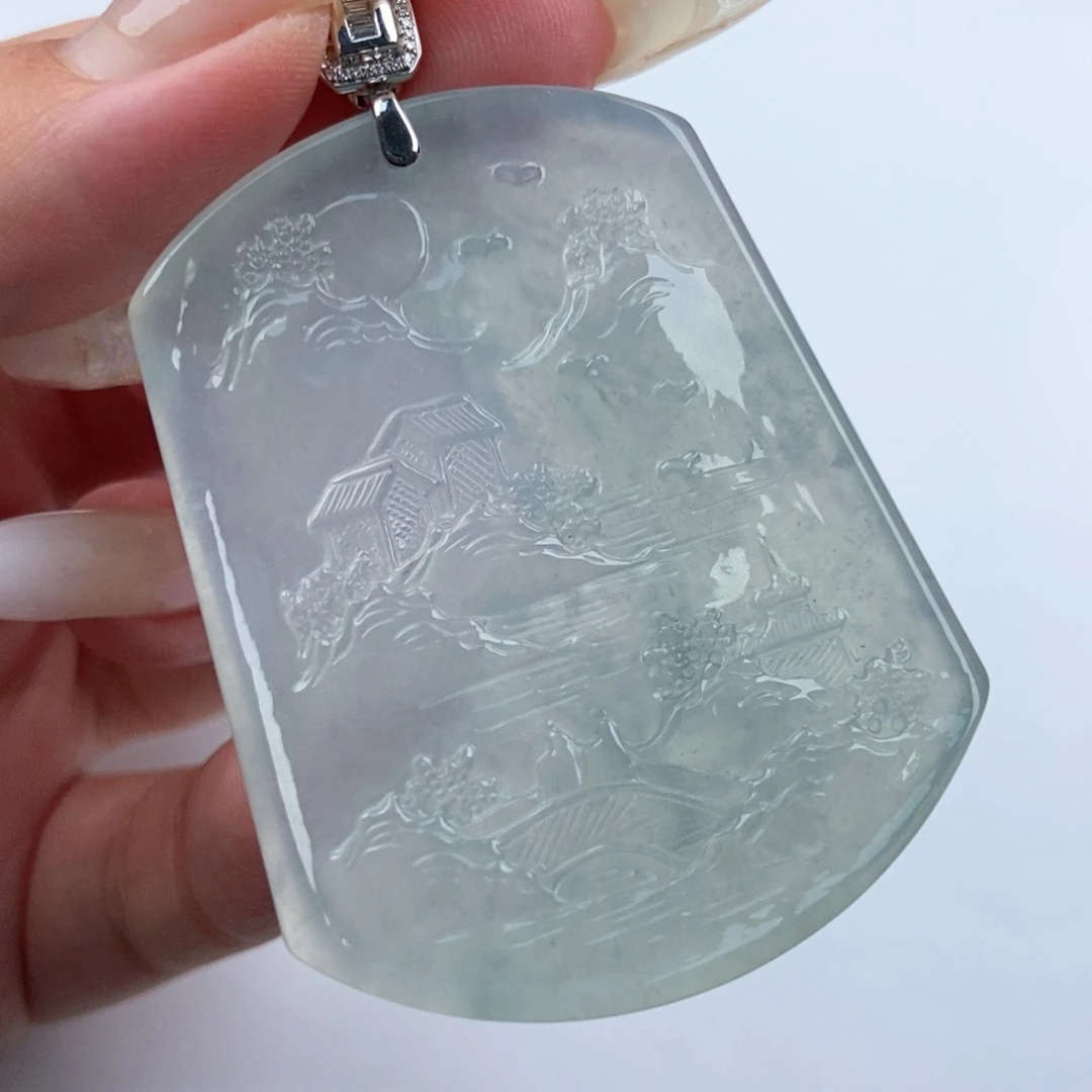 翡翠未镶嵌颈饰山水牌
