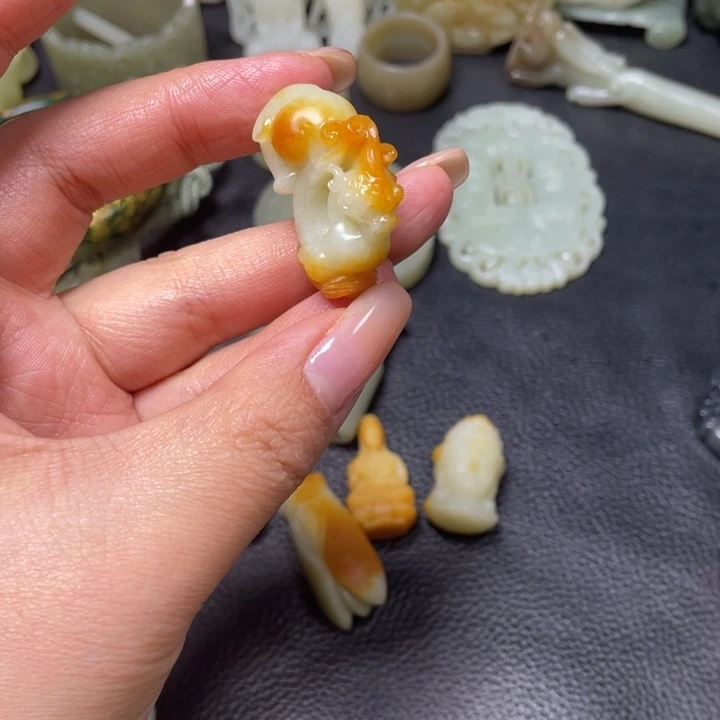 和田玉（子料）未镶嵌颈饰