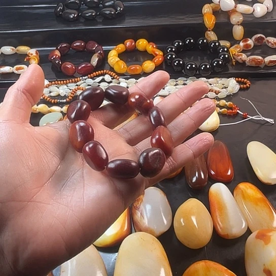 我***和田玉未镶嵌挂件