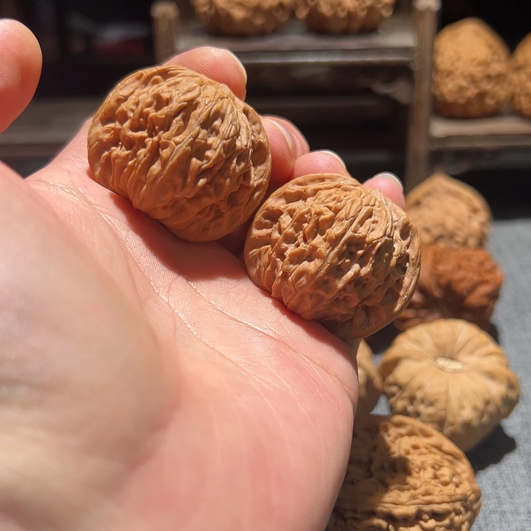 文玩核桃吊坠38全品山地果磨盘