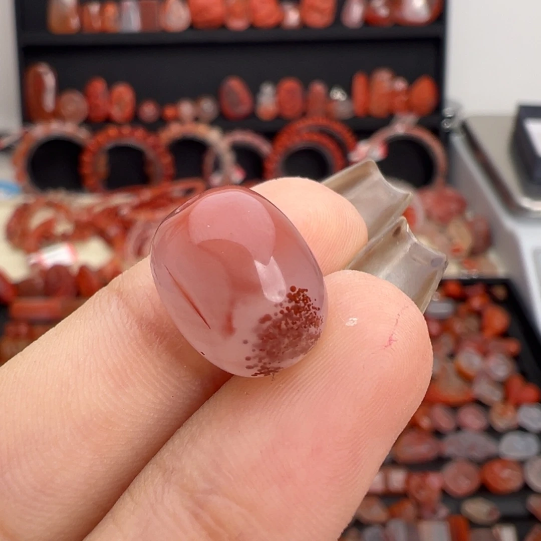 南红玛瑙未镶嵌颈饰枣珠