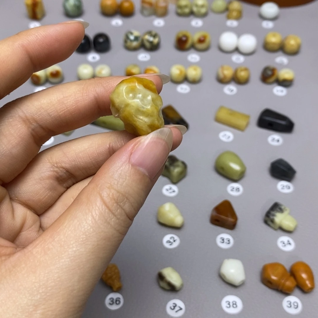 蛇纹石玉配饰合金?***?