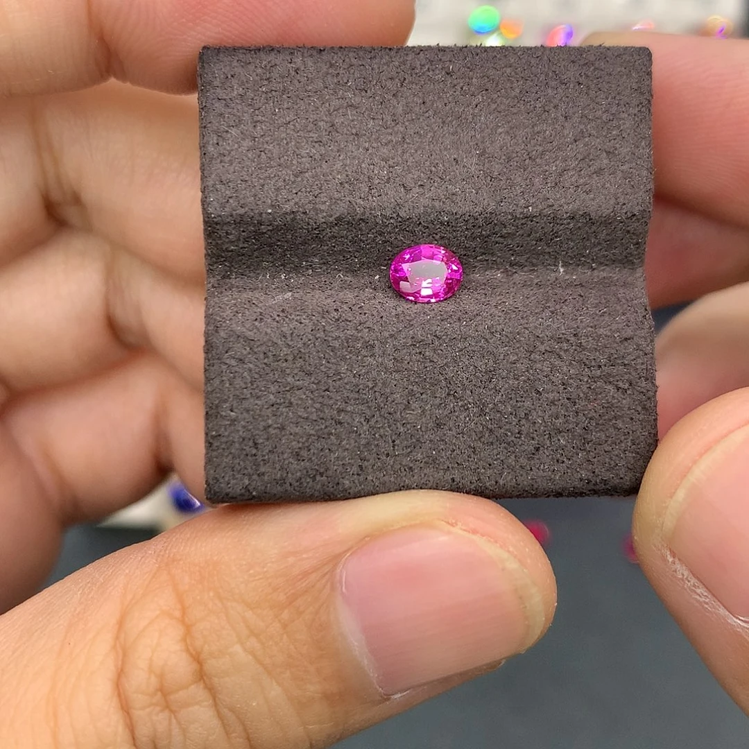 彩色蓝宝石裸石46分热粉蓝宝石