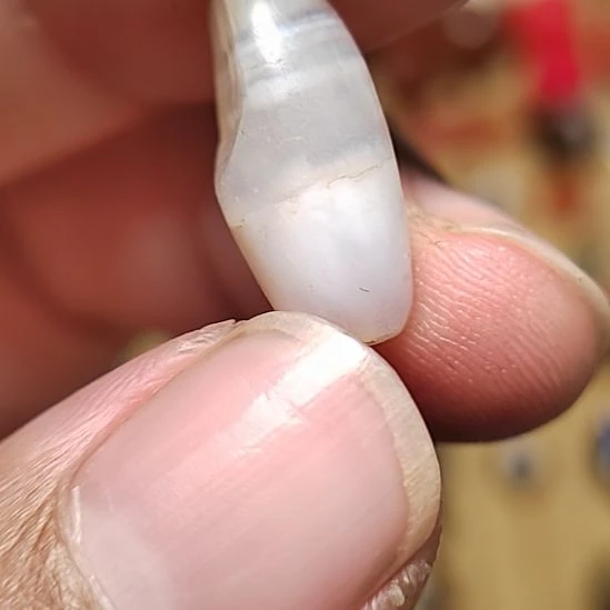 玛瑙/玉髓未镶嵌吊坠(不含链)千年玛瑙缠丝珠子，有磕