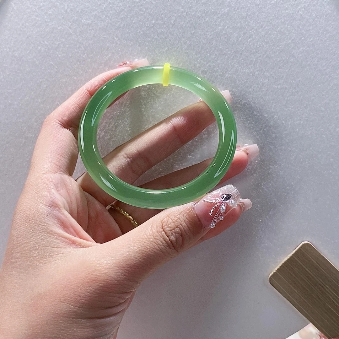 玛瑙/玉髓手镯未镶嵌51.6