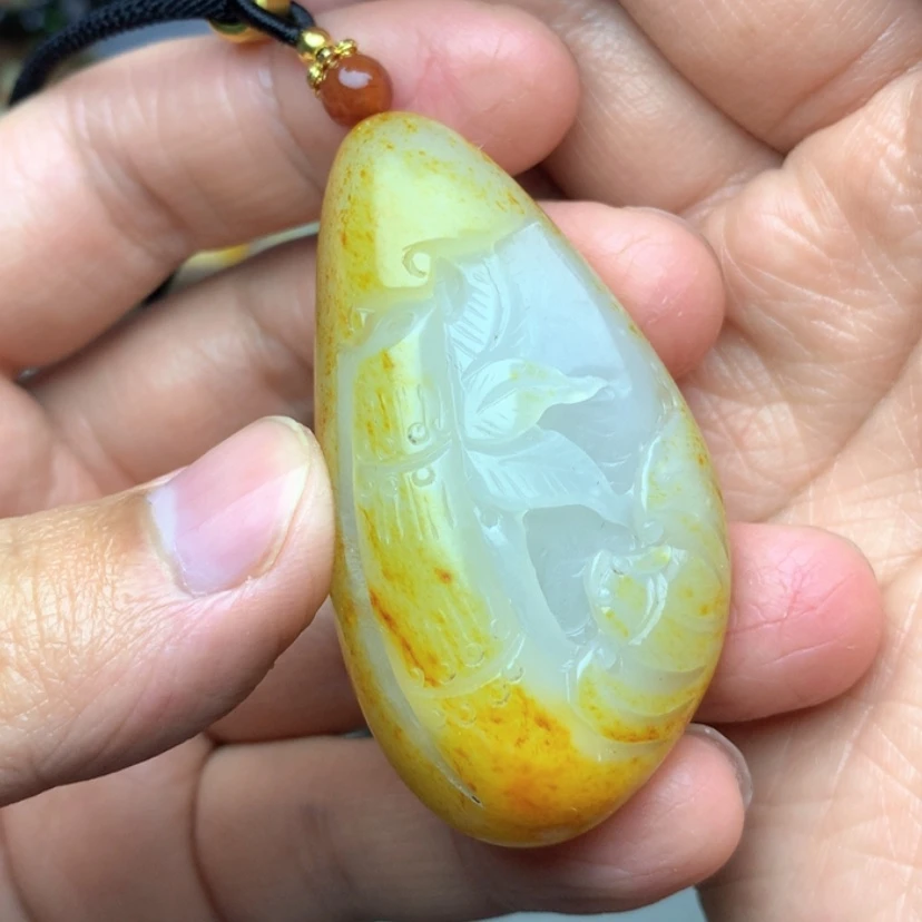 【闪购商品】颈饰未镶嵌和田玉