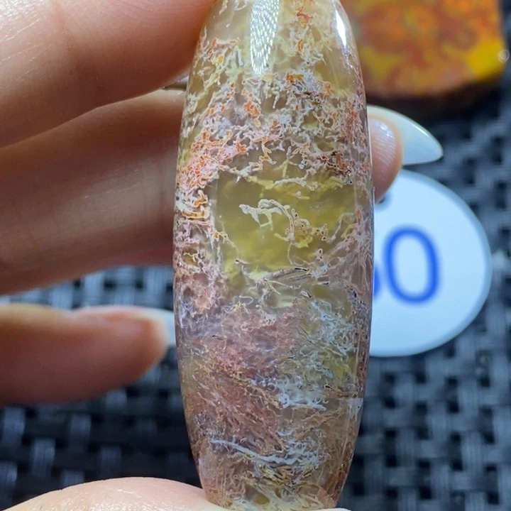 未镶嵌颈饰玛瑙/玉髓大***怀