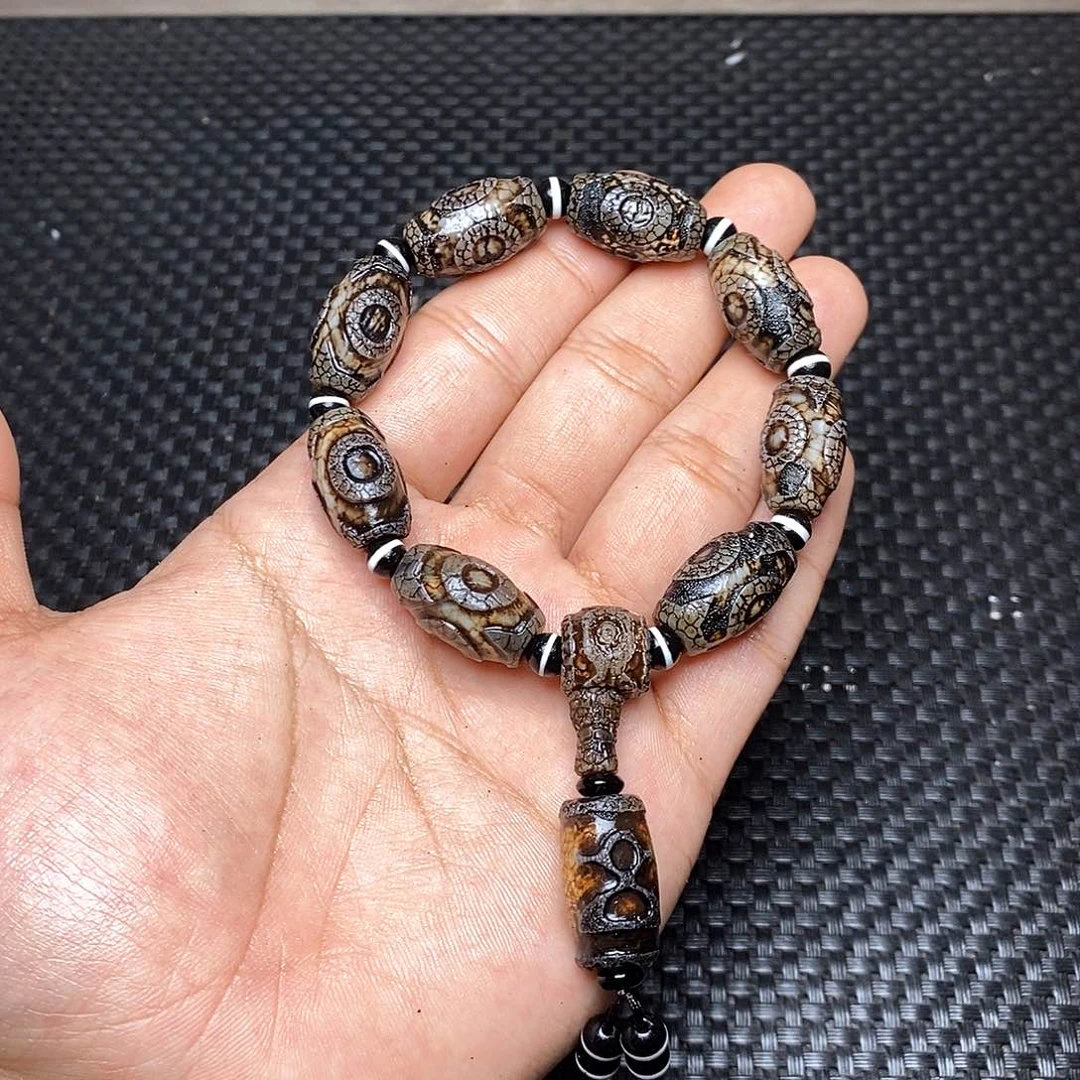 玛瑙/玉髓手链未镶嵌今****现