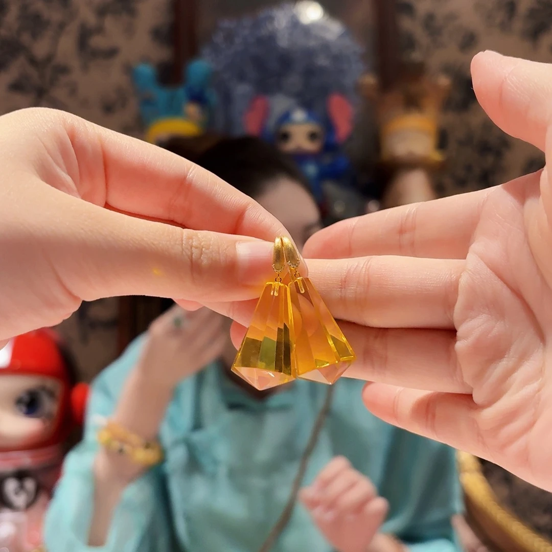 琥珀18K金镶嵌耳饰2号