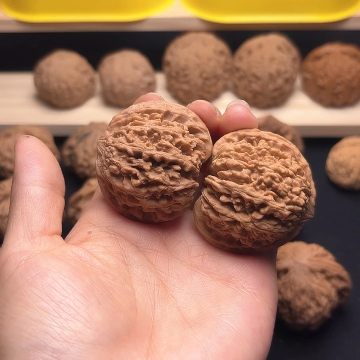 文玩核桃吊坠42满天星