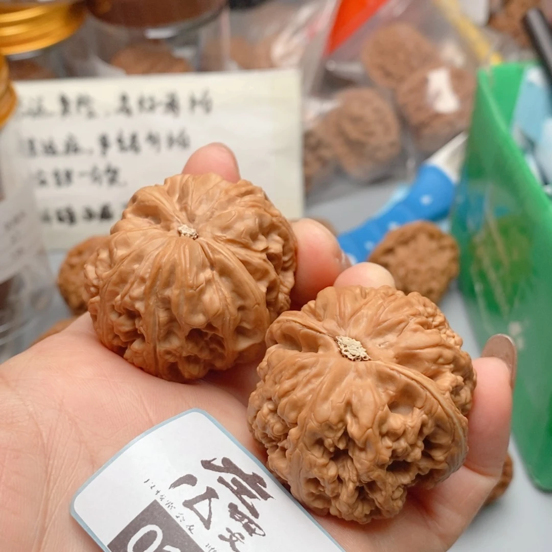 文玩核桃吊坠核桃