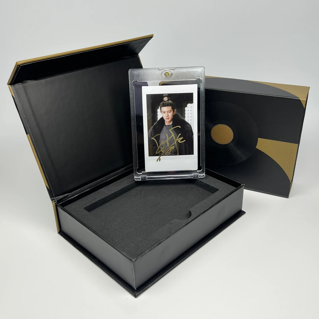 N5421任嘉伦 签名正品拍立得照片 白边