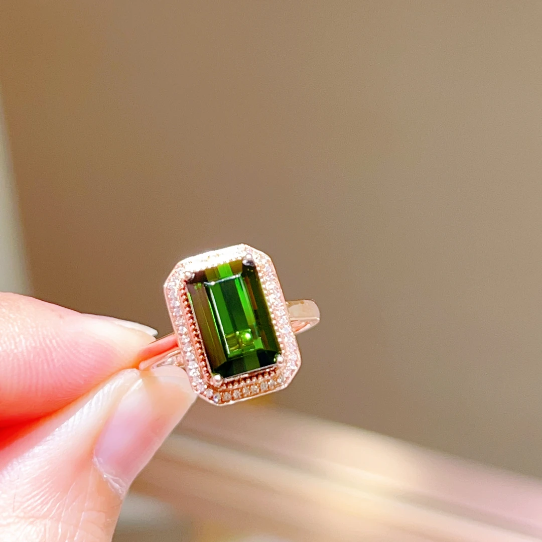3.84ct 18k玫瑰金镶嵌碧玺戒指