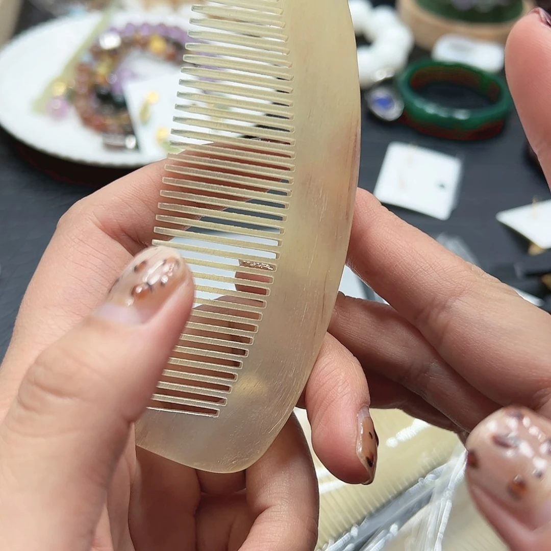 烟晶手链22K金镶嵌羚羊角梳子