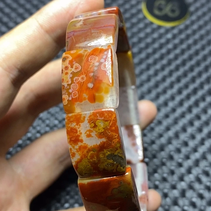 陈***星玛瑙/玉髓未镶嵌1