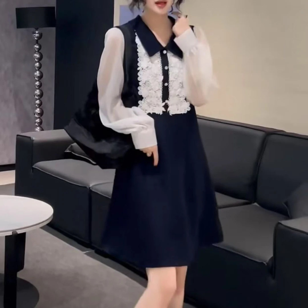 2025欧货早秋新款翻领蕾丝拼接气质高级感显瘦连衣裙