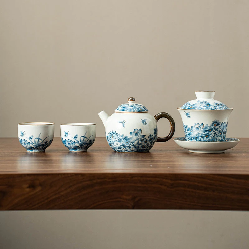 【闪购商品】汝窑蝶恋花茶壶+盖碗+两个客杯+青花茶盘