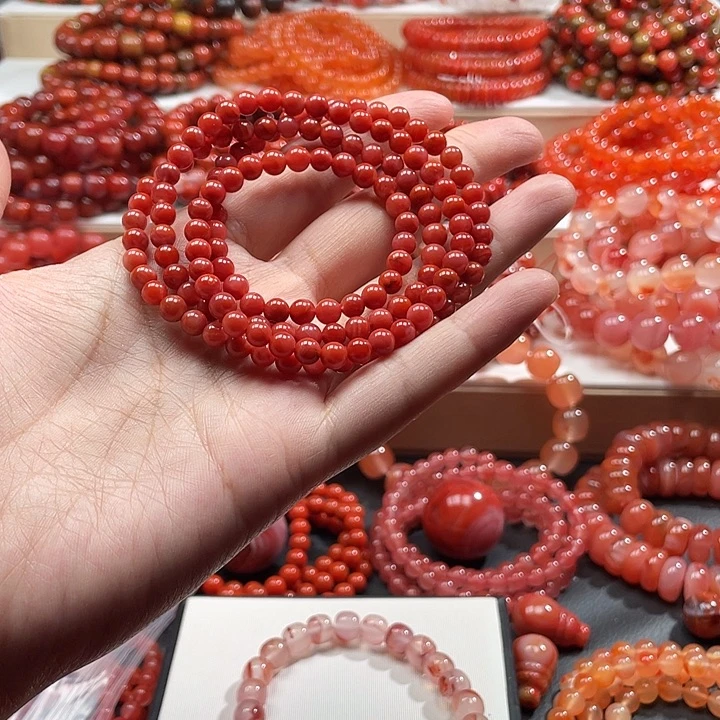 南红玛瑙未镶嵌手链