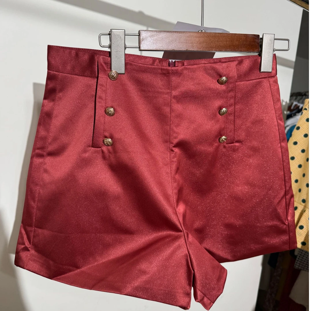 高腰珠光排扣短裤