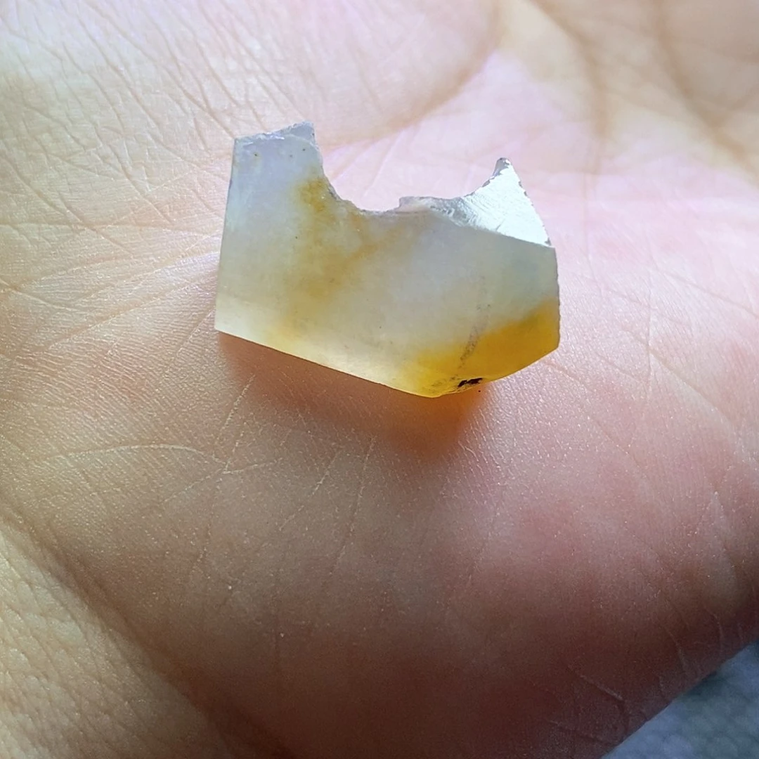 定制翡翠未镶嵌边角