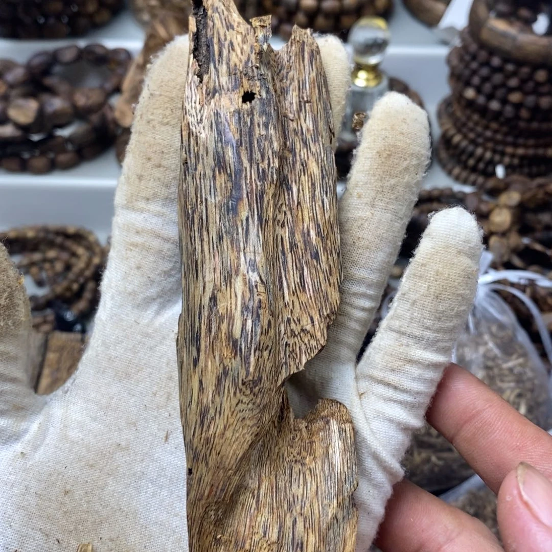 沉香碎屑沉香33克