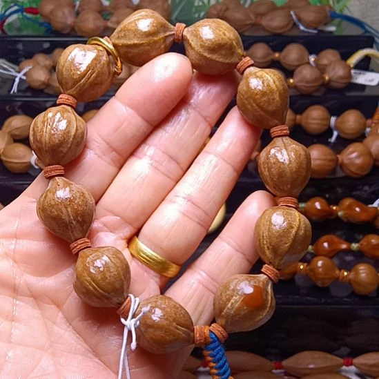 橄榄核手串/手链橄榄核手串三花铁核鸡血红老料蜜桃臀1.8